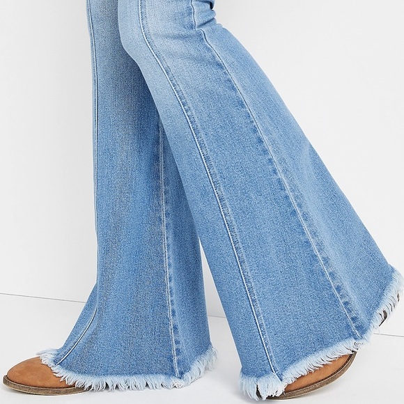 KanCan Flare High Rise Front Seam Jean - Picture 3 of 4